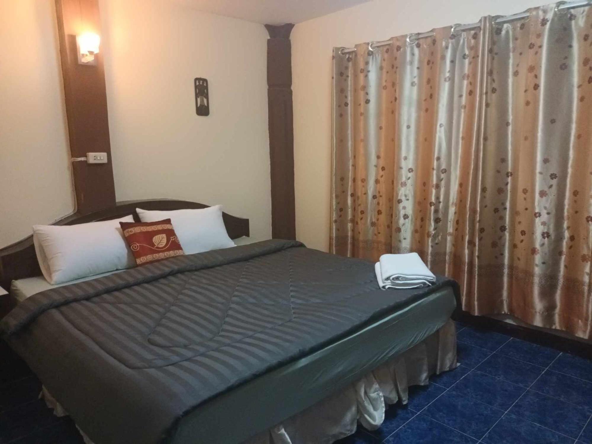 ป่าตอง โรส เกสท์เฮาส์ Hotel Patong ภายนอก รูปภาพ