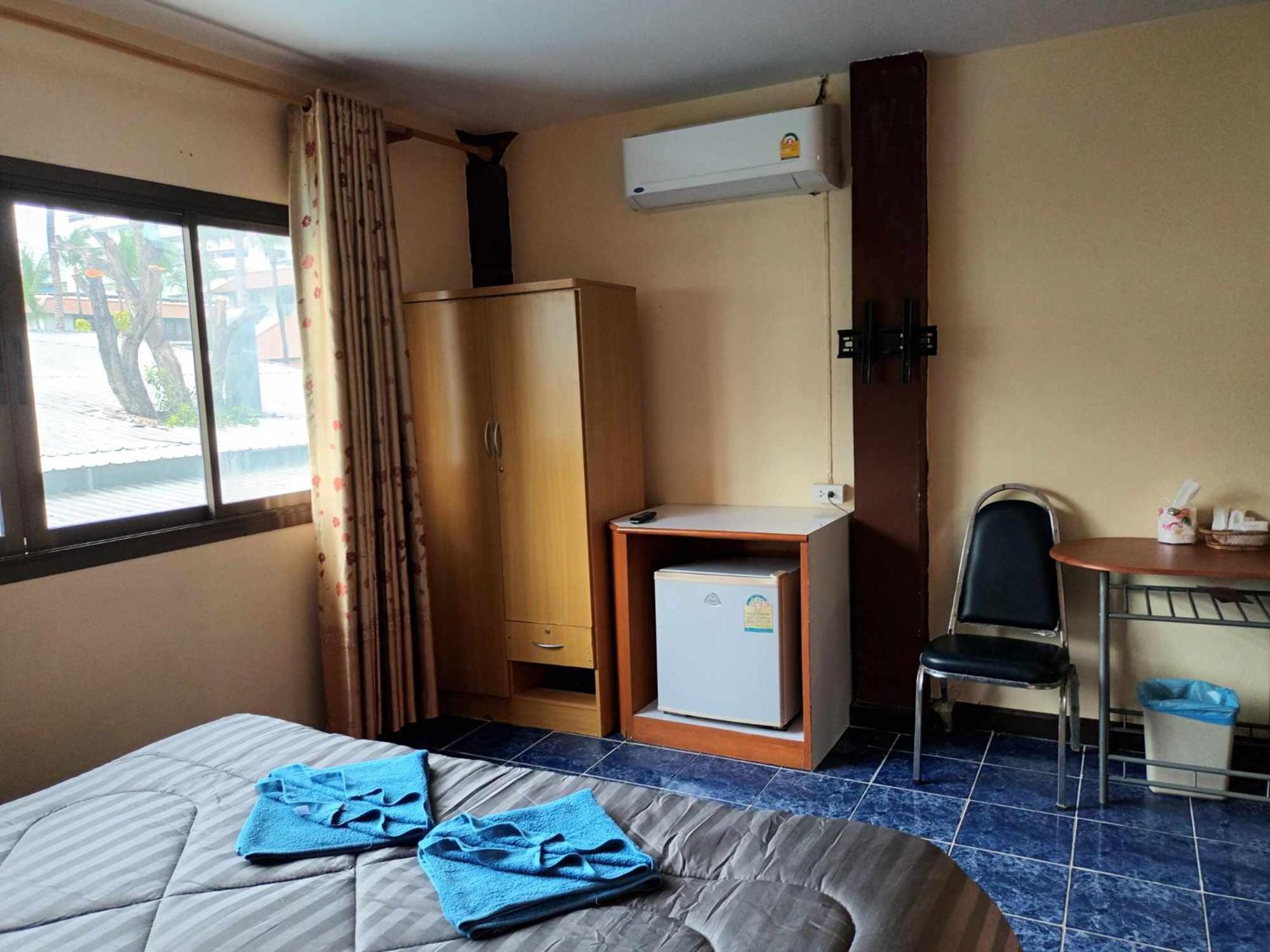 ป่าตอง โรส เกสท์เฮาส์ Hotel Patong ภายนอก รูปภาพ